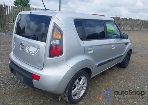 2010 Kia Soul + z USA, uszkodzony, nr VIN KNDJT2A2XA7085736